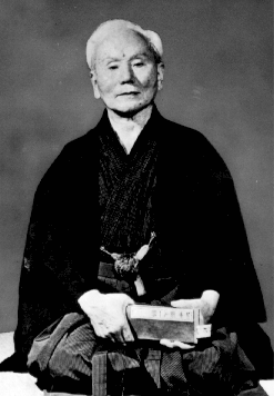 Portrait Gichin Funakoshi (1868-1957)